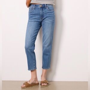 KUT from the Kloth Catherine Crop Straight Jeans Size 4 light Wash